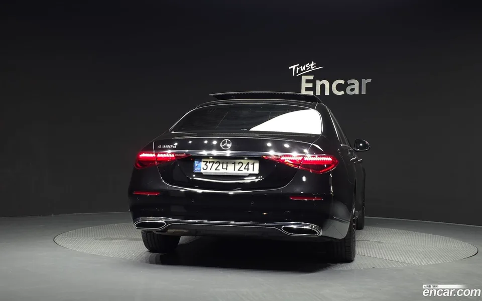 Mercedes-Benz S-Class S350 d 2022 — thumbnail 4