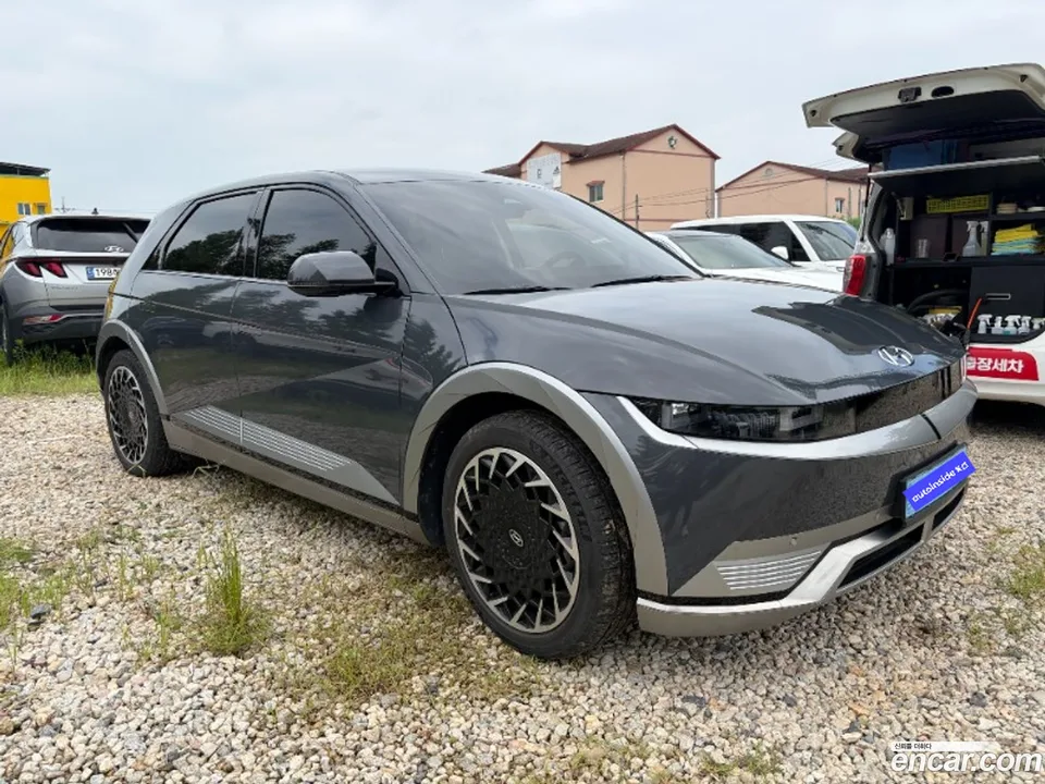 Hyundai Ioniq 5 2024 — thumbnail 3