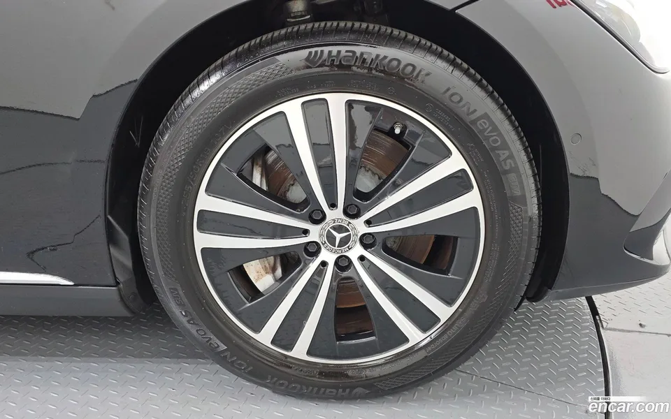 Mercedes-Benz EQE EQE300 2023 — thumbnail 5
