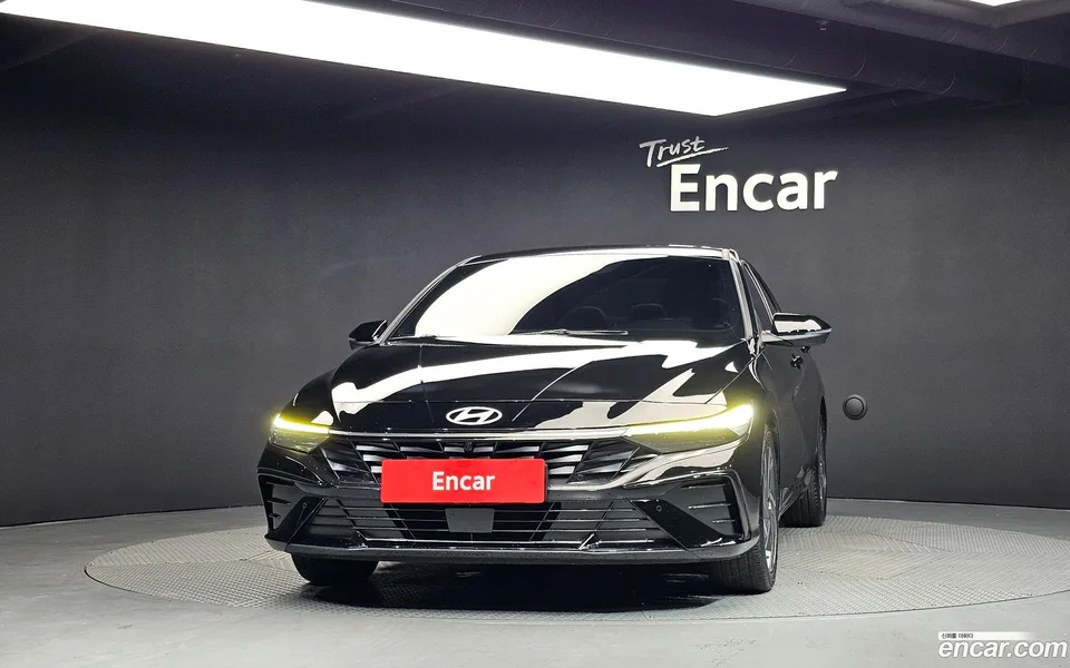 Hyundai Avante CN7 1.6 2023 — thumbnail 3