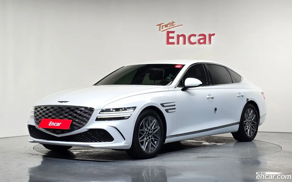 Genesis G80 2.5 AWD 2024 — photo 1, buy with delivery to Moscow