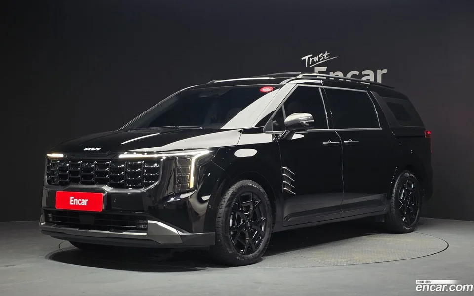 Kia Carnival 9 2025 — photo 1, buy with delivery to Moscow