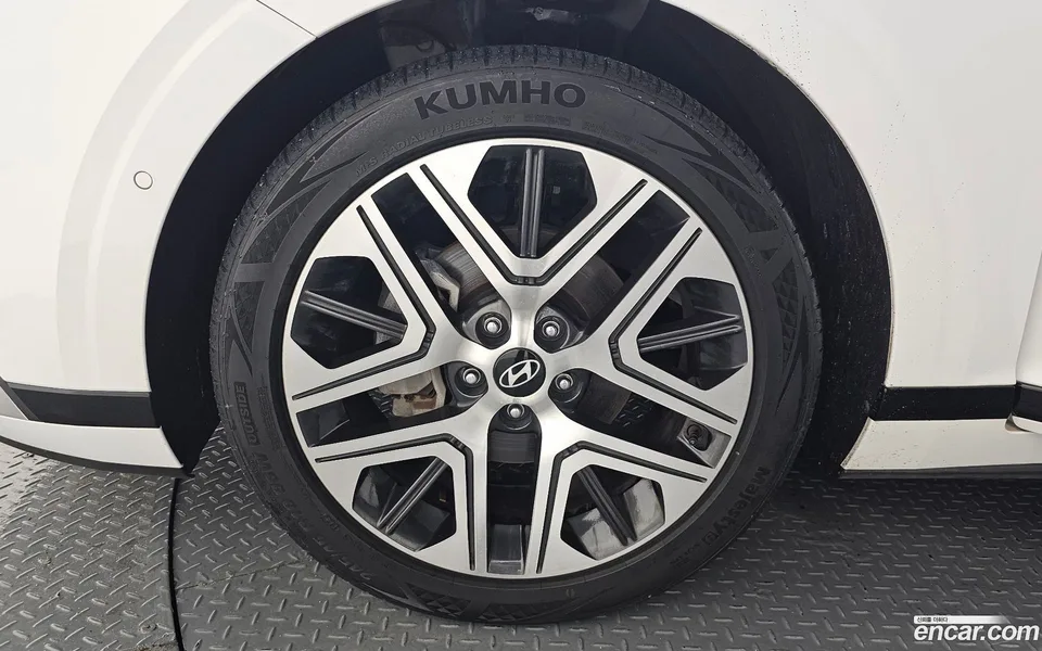 Hyundai Grandeur Hybrid 2023 — thumbnail 5