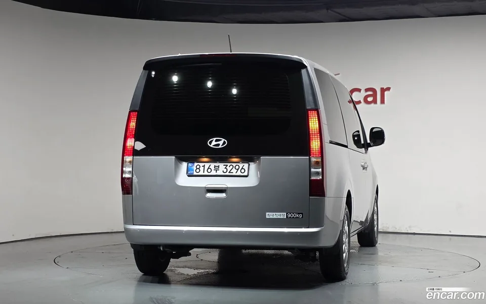 Hyundai Staria 3 2025 — thumbnail 4