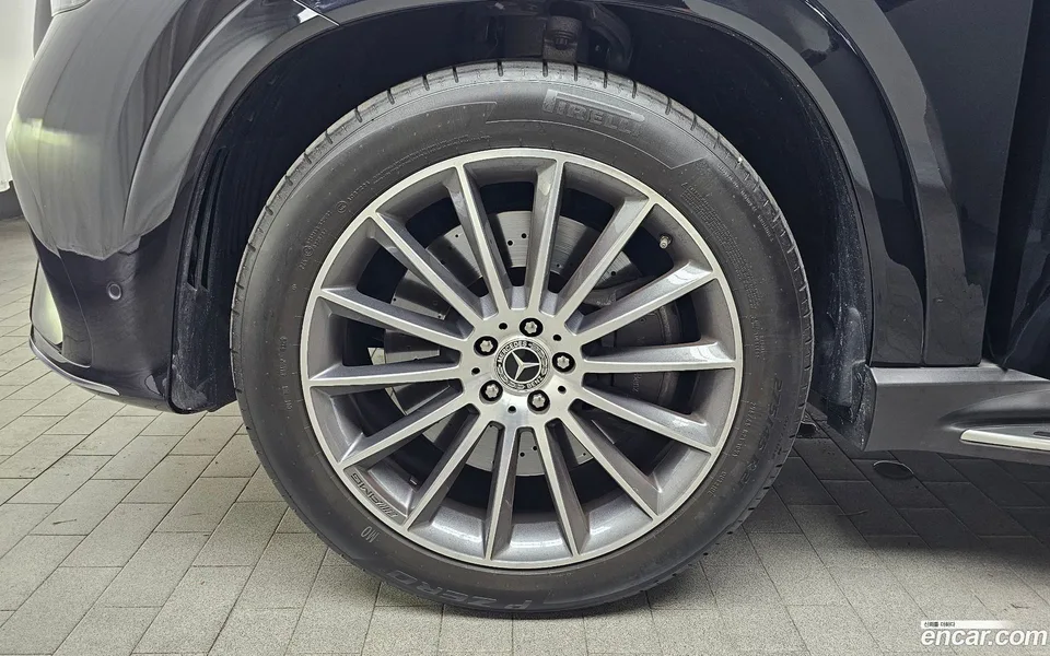 Mercedes-Benz GLE-Class GLE450 4MATIC 2025 — thumbnail 5