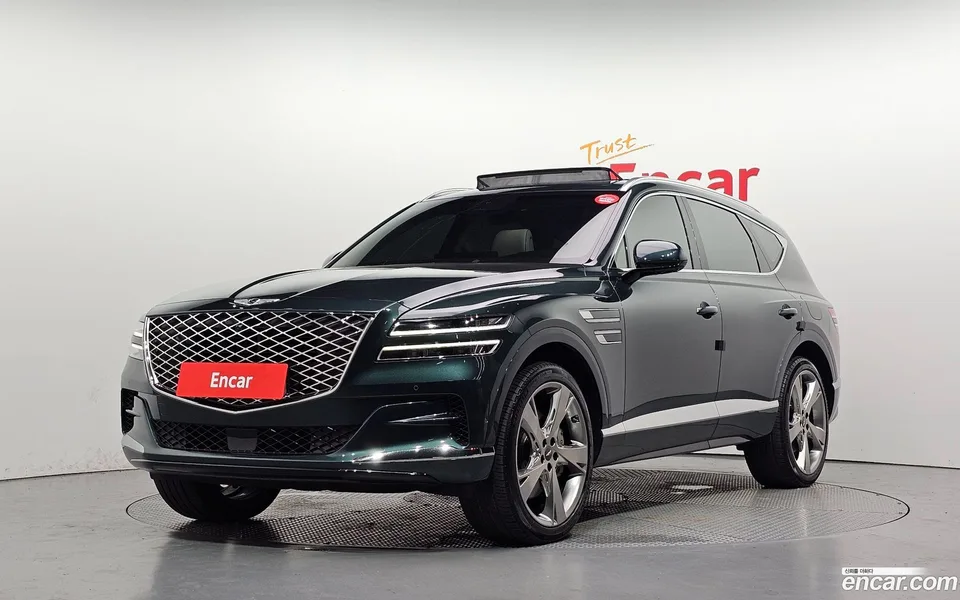 Genesis GV80 3.0 2WD 2022 — photo 1, buy with delivery to Moscow