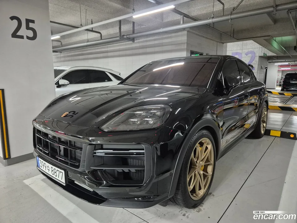 Porsche Cayenne 4.0 GT 2024 — photo 1, buy with delivery to Moscow