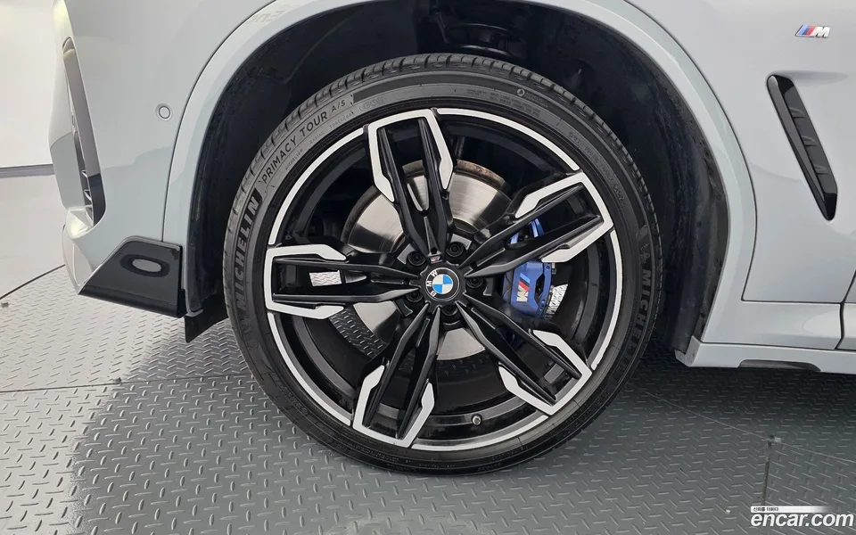 BMW X4 xDrive20d M 2025 — thumbnail 5