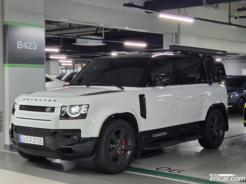 Land Rover Defender 110 D300 X- HSE 2025 — thumbnail 3