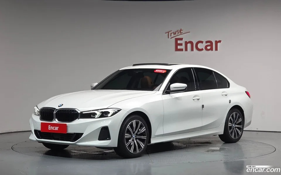 BMW 3 Series 320i 2025 — photo 1, buy with delivery to Moscow