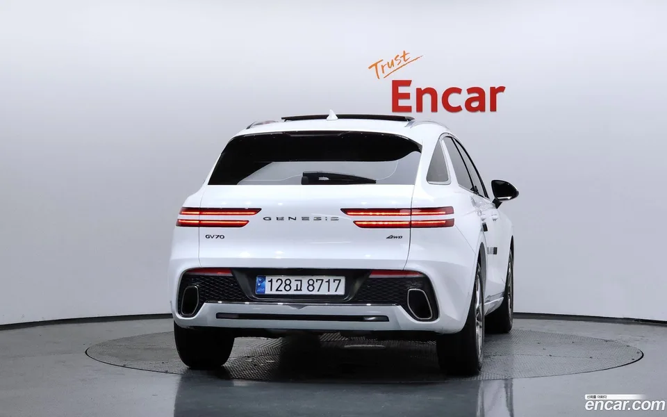 Genesis GV70 2.5T AWD 2024 — thumbnail 4