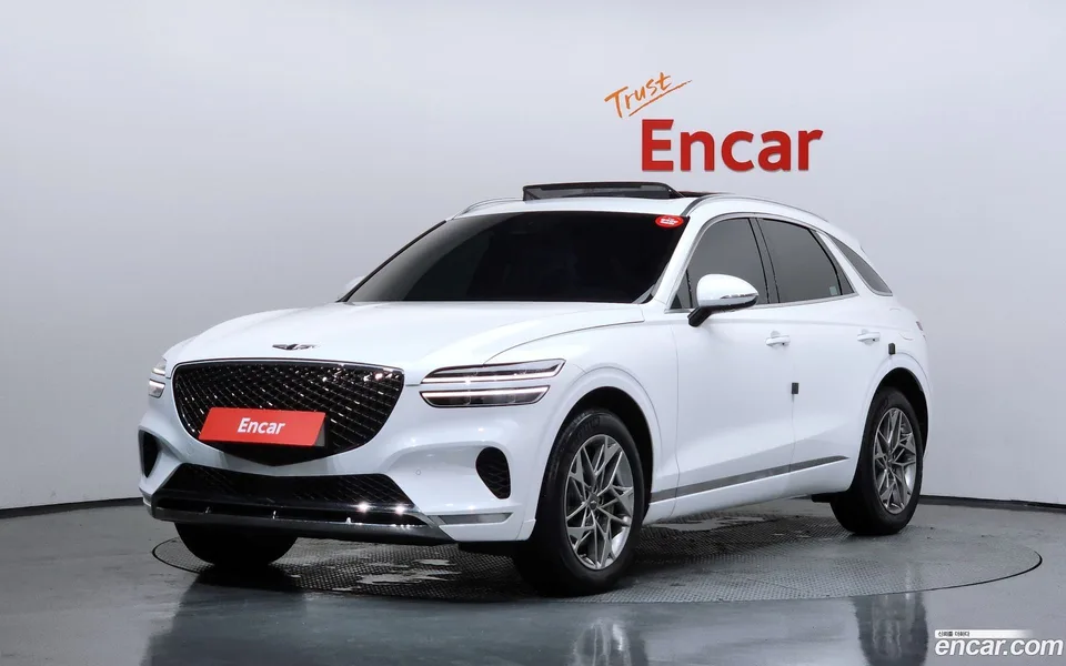 Genesis GV70 2.5T AWD 2024 — photo 1, buy with delivery to Moscow