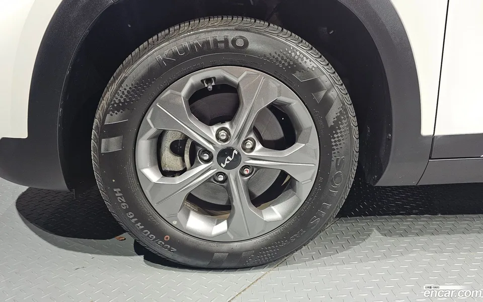 Kia Seltos 1.6 2WD 2024 — thumbnail 2