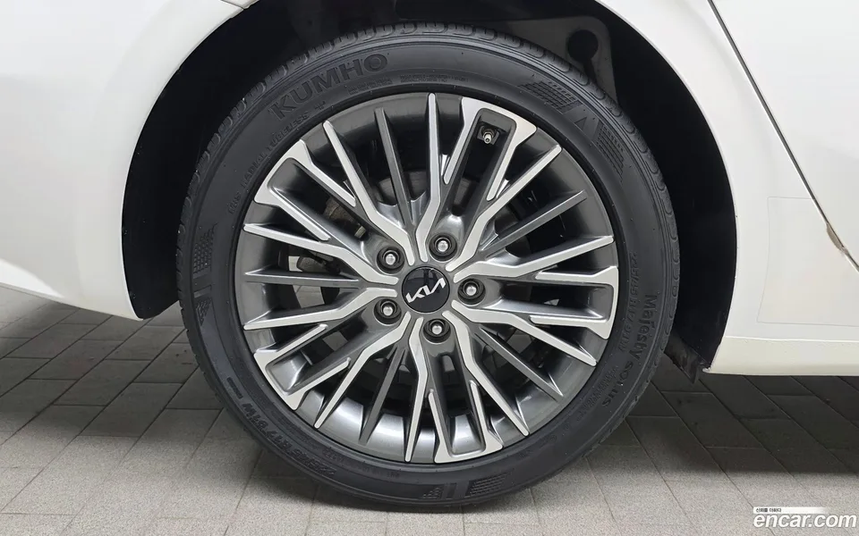 Kia K3 1.6 2023 — thumbnail 5