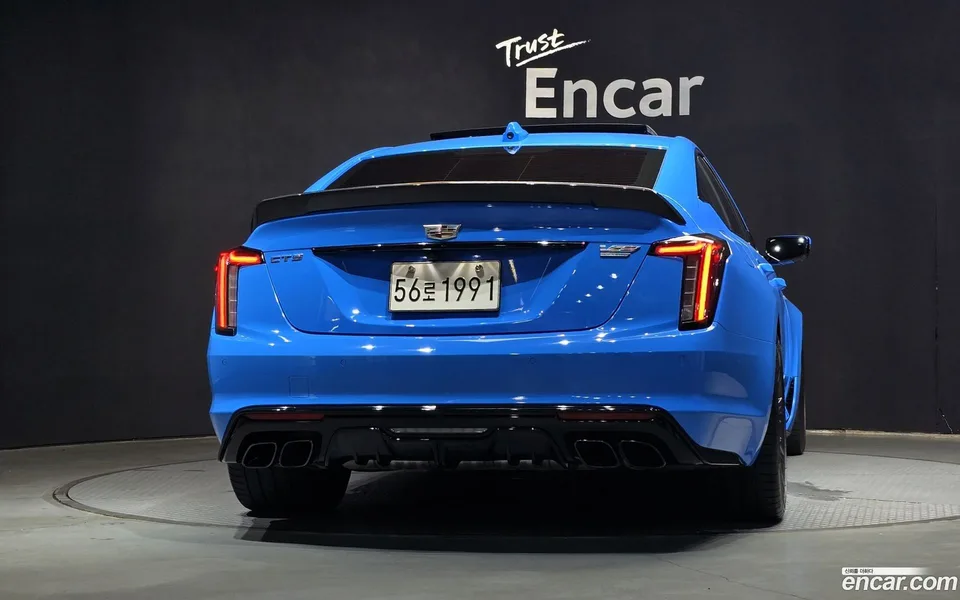 Cadillac CT5-V 6.2 2023 — thumbnail 4