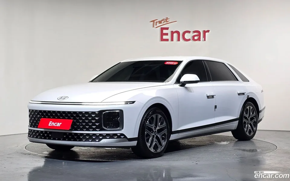 Hyundai Grandeur 2.5 2WD 2025 — photo 1, buy with delivery to Moscow