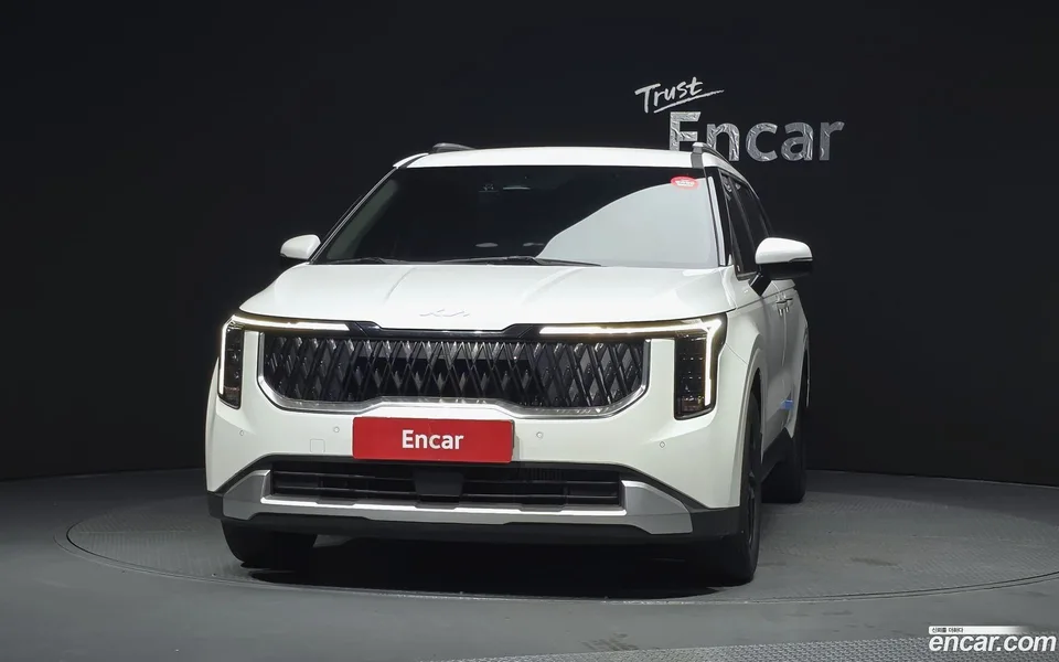 Kia Carnival 9 2024 — thumbnail 3