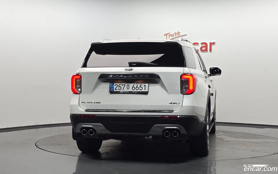 Ford Explorer 3.0 4WD 2022 — thumbnail 4