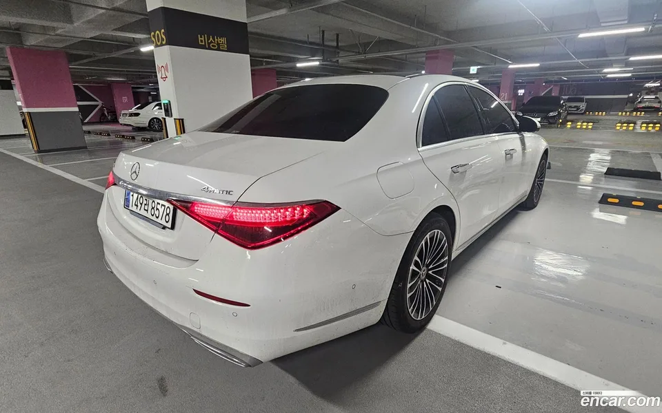 Mercedes-Benz S-Class S350 d 4MATIC 2025 — thumbnail 2