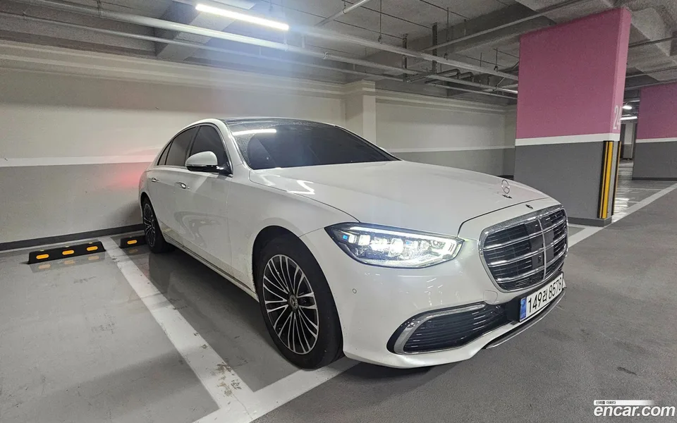 Mercedes-Benz S-Class S350 d 4MATIC 2025 — thumbnail 3