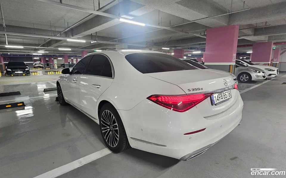 Mercedes-Benz S-Class S350 d 4MATIC 2025 — thumbnail 4