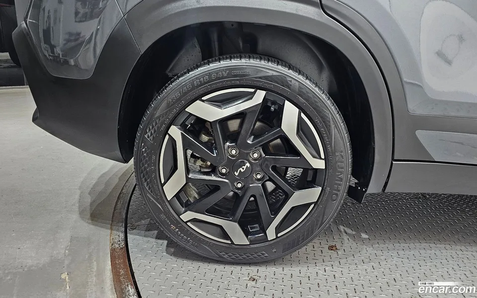 Kia Seltos 1.6 2WD 2023 — thumbnail 5