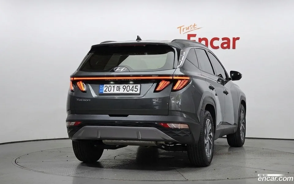 Hyundai Tucson Hybrid 2WD 2022 — thumbnail 4