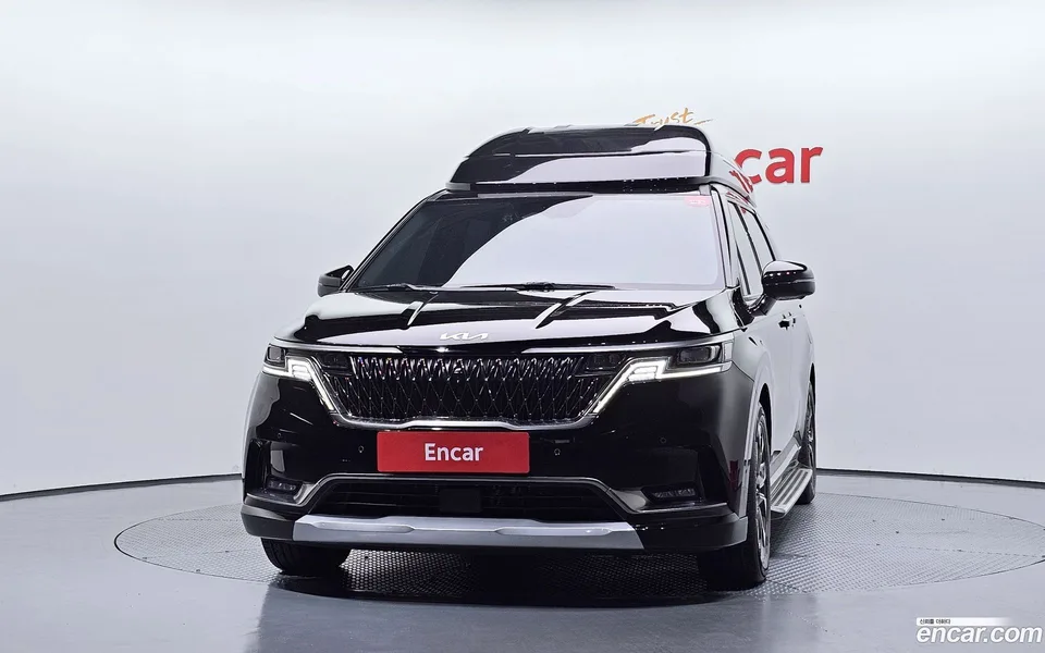 Kia Carnival 9 2022 — thumbnail 3