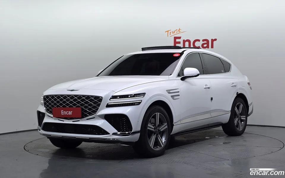 Genesis GV80 Coupe 2.5T AWD 2024 — photo 1, buy with delivery to Moscow