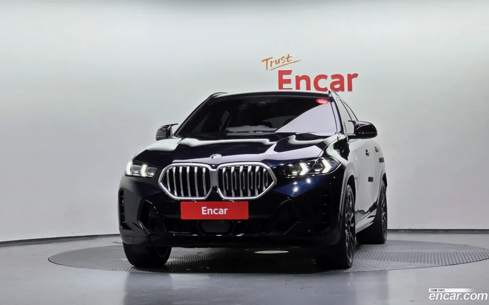 BMW X6 xDrive40i M 2023 — thumbnail 3