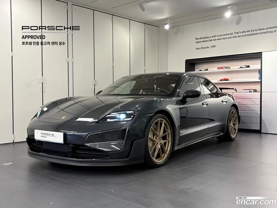 Porsche Taycan GT 2025 — photo 1, buy with delivery to Moscow