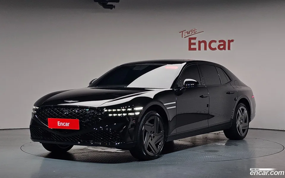 Genesis G90 3.5 e-S/C AWD 2024 — photo 1, buy with delivery to Moscow