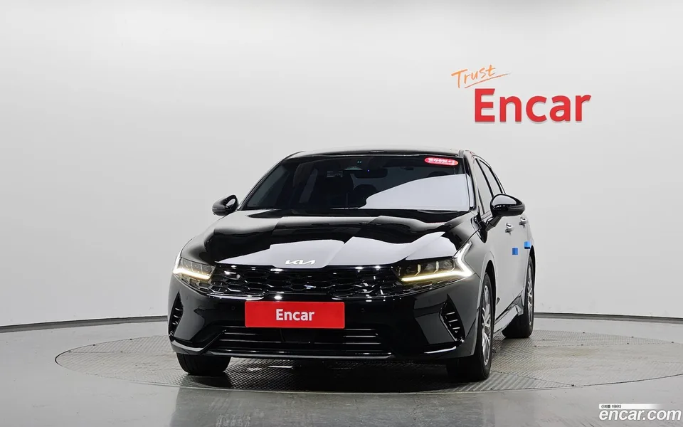 Kia K5 Hybrid 2023 — thumbnail 3