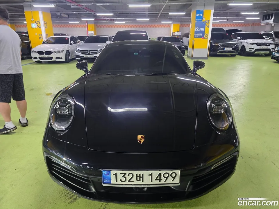 Porsche 911 (992) 4S 2022 — photo 1, buy with delivery to Moscow