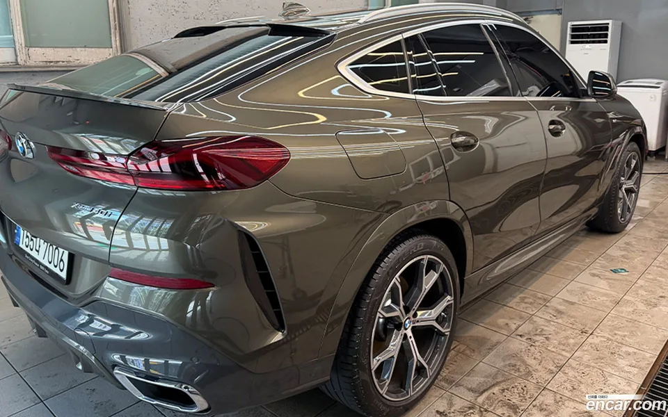 BMW X6 xDrive40i M 2022 — thumbnail 2