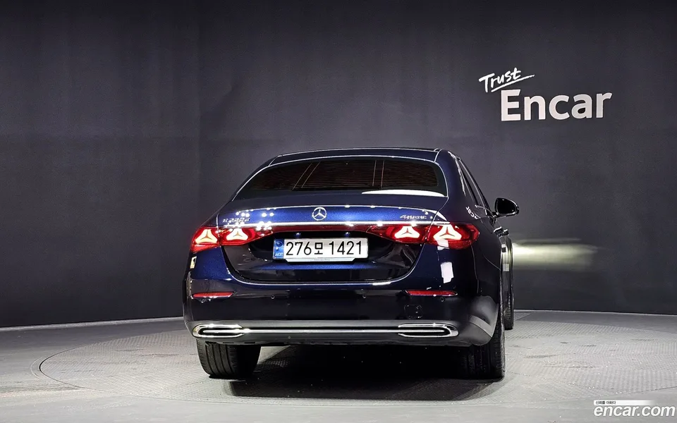 Mercedes-Benz E-Class E220d 4MATIC 2024 — thumbnail 4