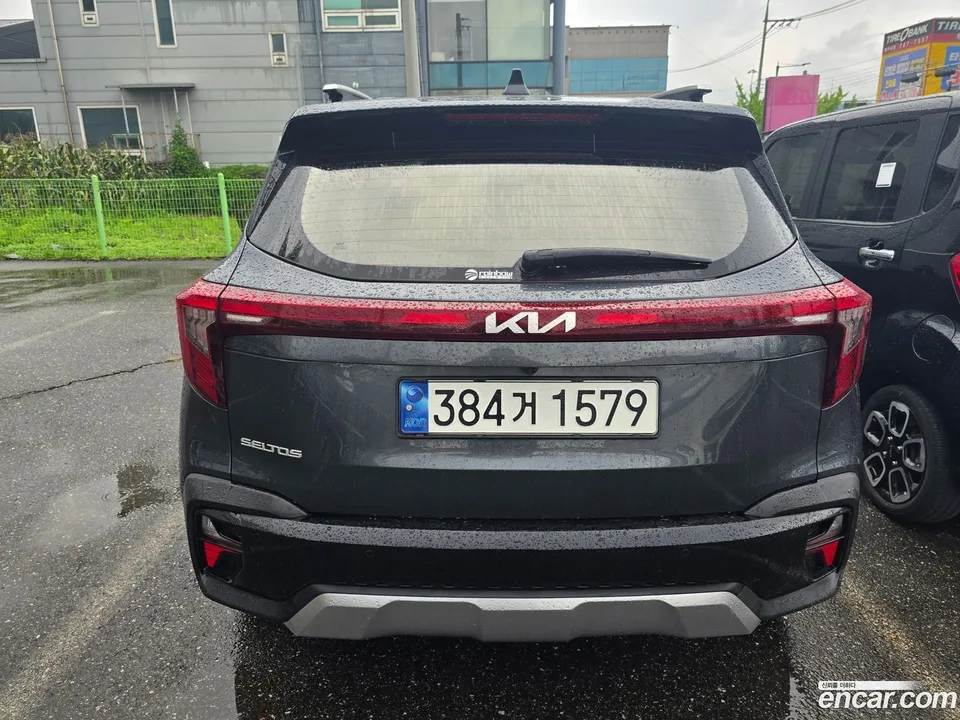 Kia Seltos 1.6 2WD 2023 — thumbnail 4