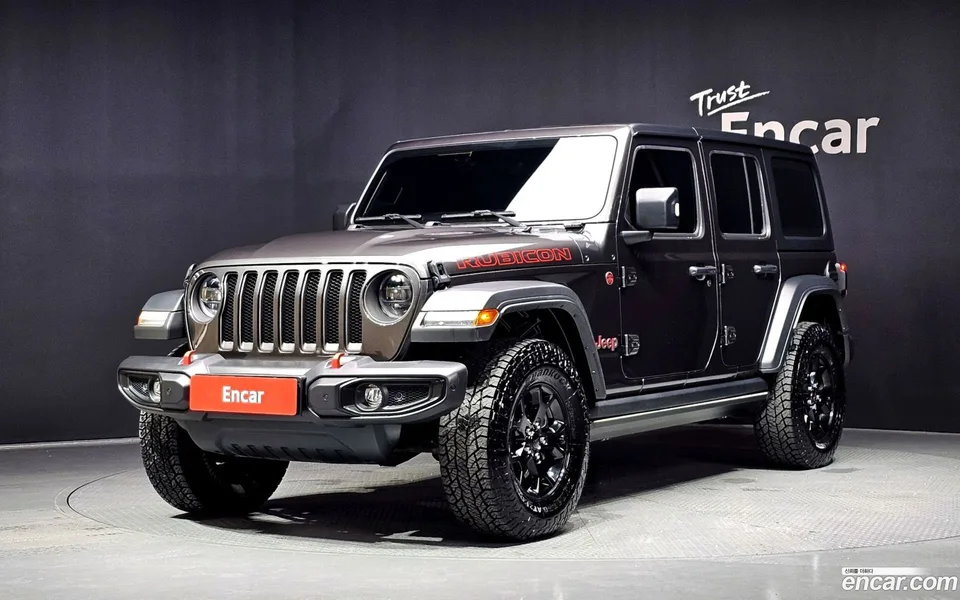 Jeep Wrangler 2.0 4 2023 — photo 1, buy with delivery to Moscow
