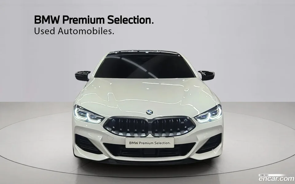 BMW 8 Series M850i xDrive 2024 — thumbnail 3
