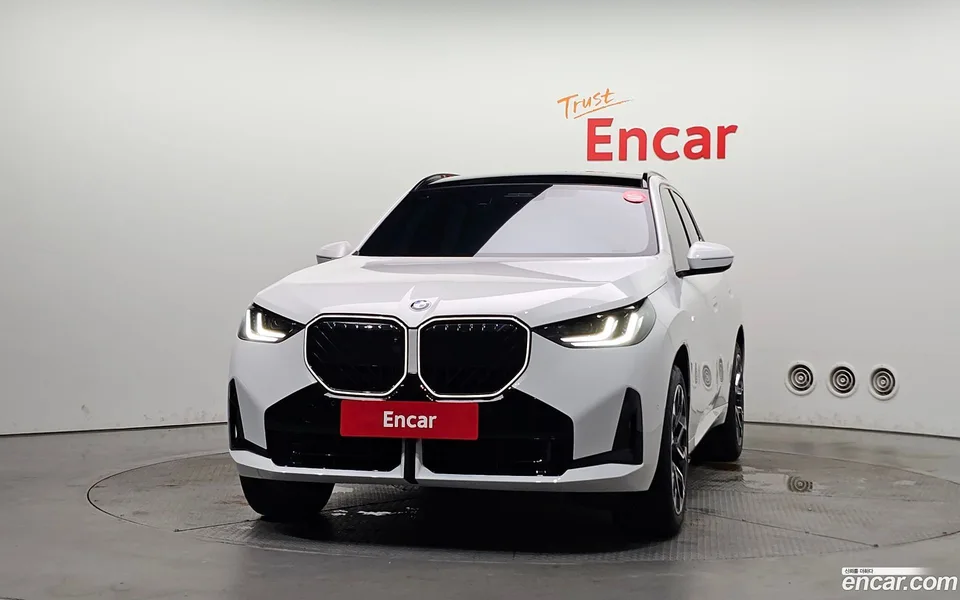 BMW X3 xDrive 20 M 2025 — thumbnail 3