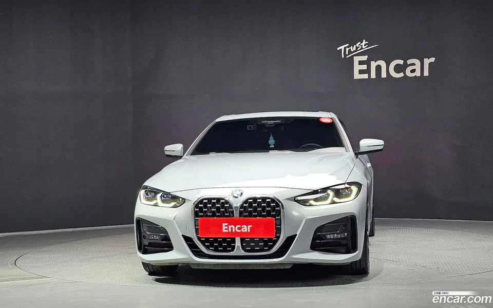 BMW 4 Series 420i M 2024 — thumbnail 3