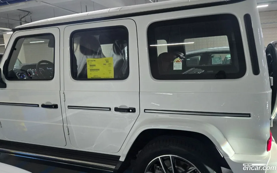 Mercedes-Benz G-Class G450d 2026 — thumbnail 2