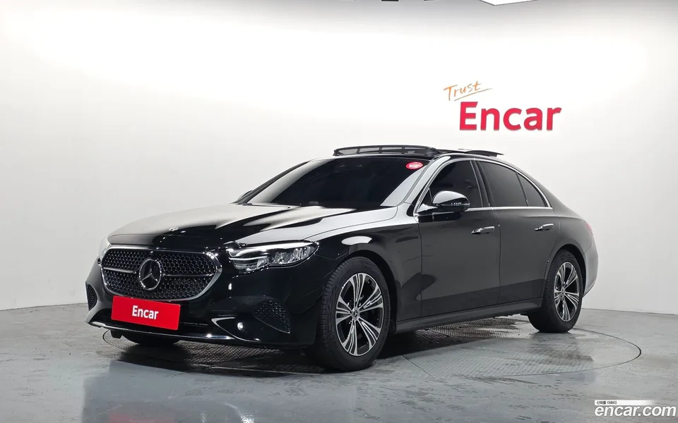 Mercedes-Benz E-Class E200 2025 — photo 1, buy with delivery to Moscow