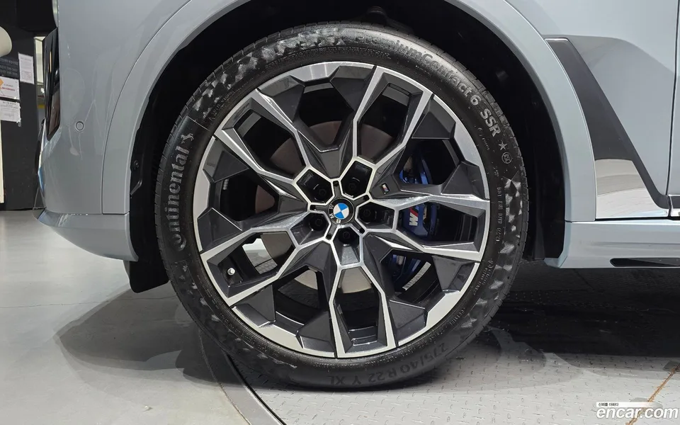 BMW X7 xDrive 40d M 6 2025 — thumbnail 5