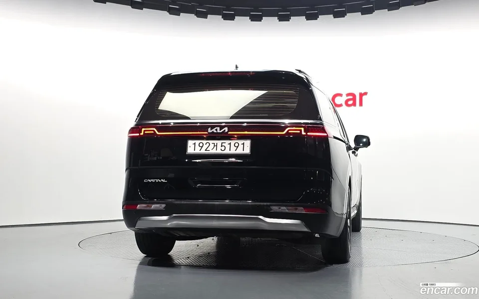 Kia Carnival 9 2022 — thumbnail 4