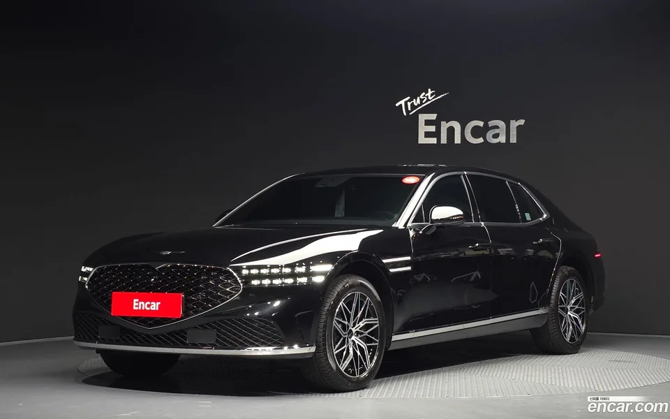 Genesis G90 3.5 AWD 2023 — photo 1, buy with delivery to Moscow