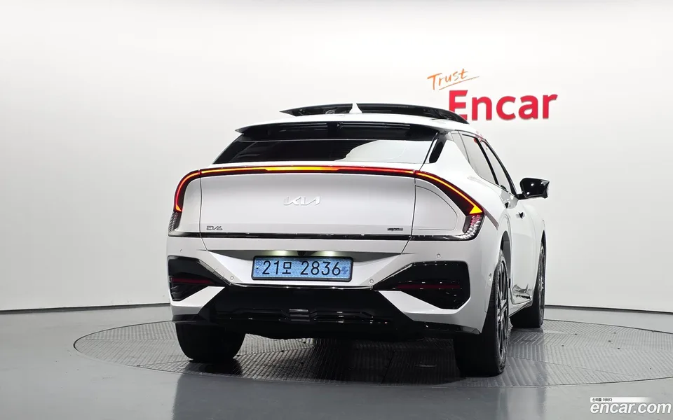 Kia EV6 4WD 2024 — thumbnail 4