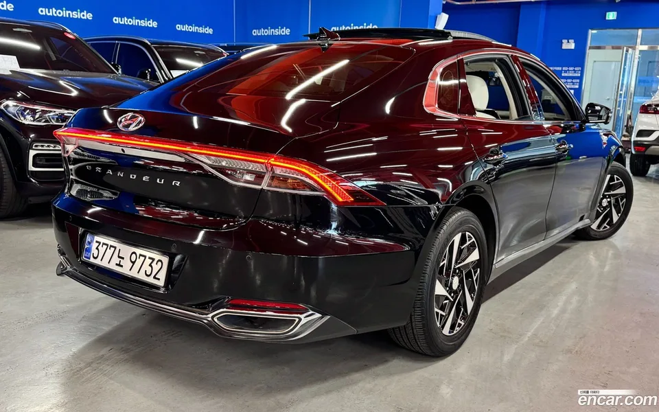 Hyundai Grandeur IG Hybrid 2022 — thumbnail 3