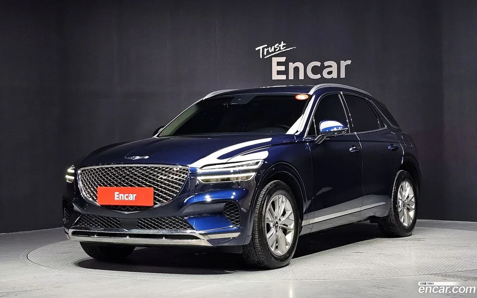 Genesis GV70 2.5T 2WD 2022 — photo 1, buy with delivery to Moscow
