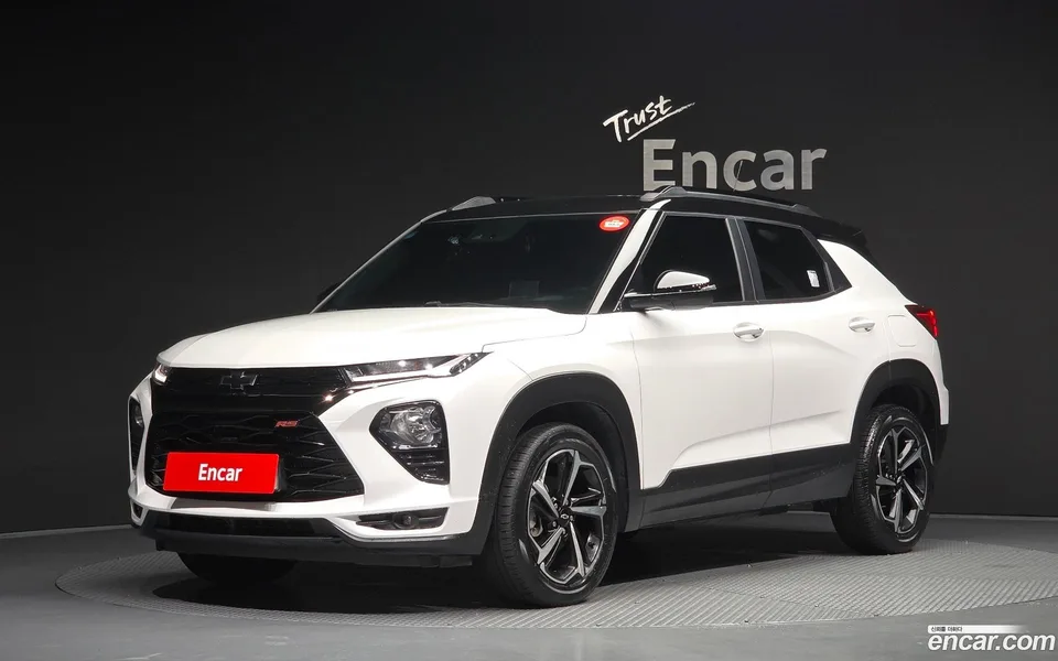 Chevrolet Trailblazer 1.3 2WD 2022 — photo 1, buy with delivery to Moscow